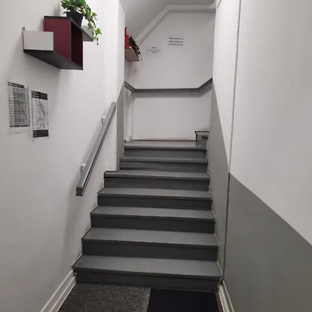 Ursynow Hostel Βαρσοβία