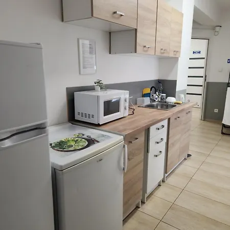 Ursynow 호스텔 *